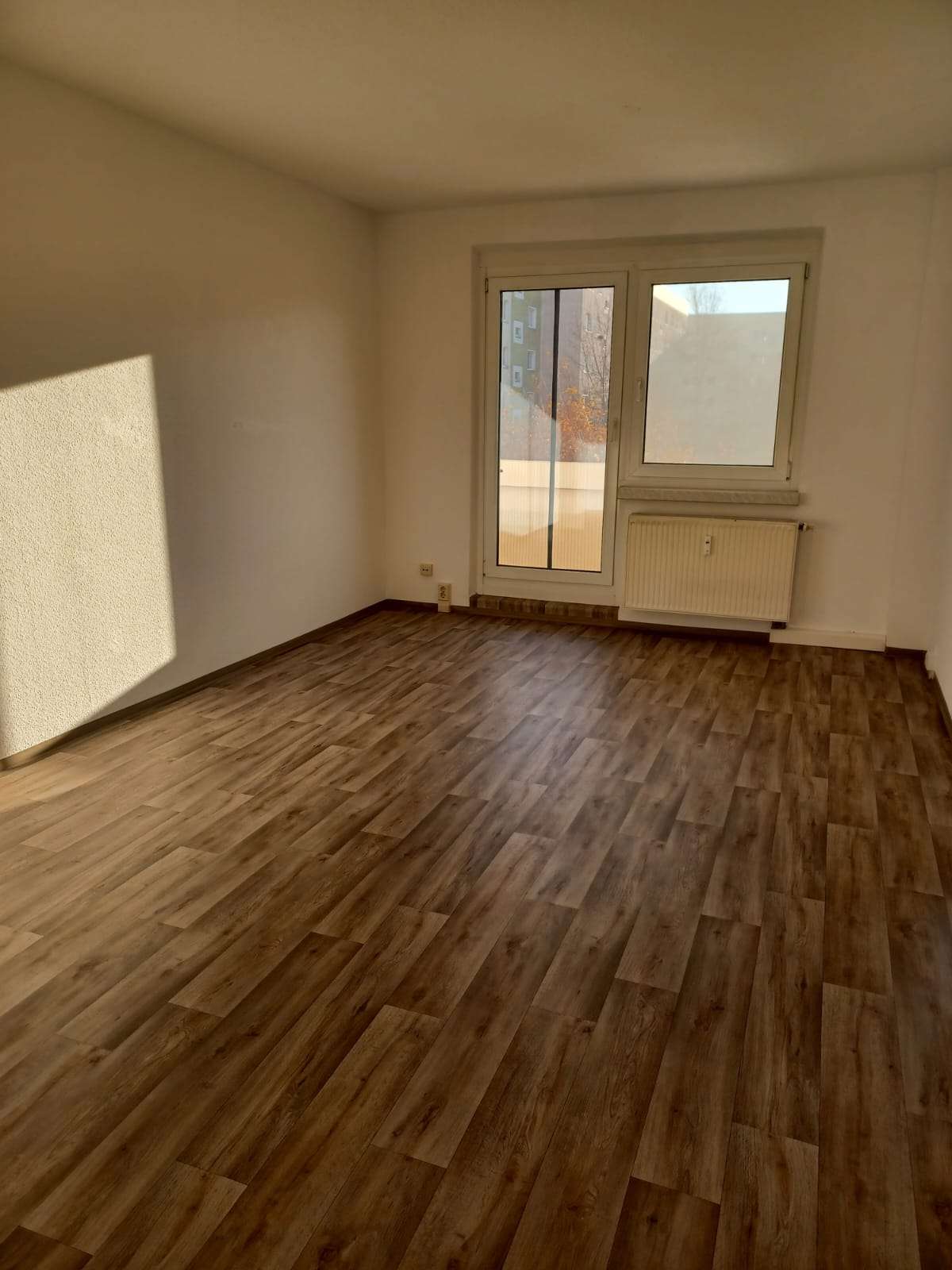 Du suchst eine moderne, sanierte 2-Zi-Wohnung in einer ruhigen Gegend? in Königswartha