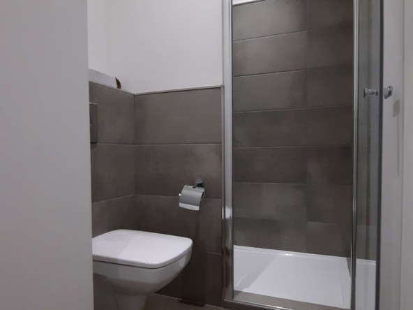 2 RaumWE mit Dusche und Fußbodenheizung sucht Sie! in Chemnitz