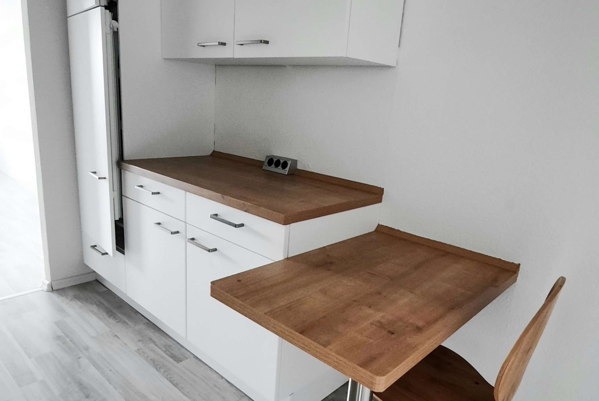 Schnell sein lohnt sich* Schöne 4-RaumWe mit Balkon, Dusche & EBK in Chemnitz