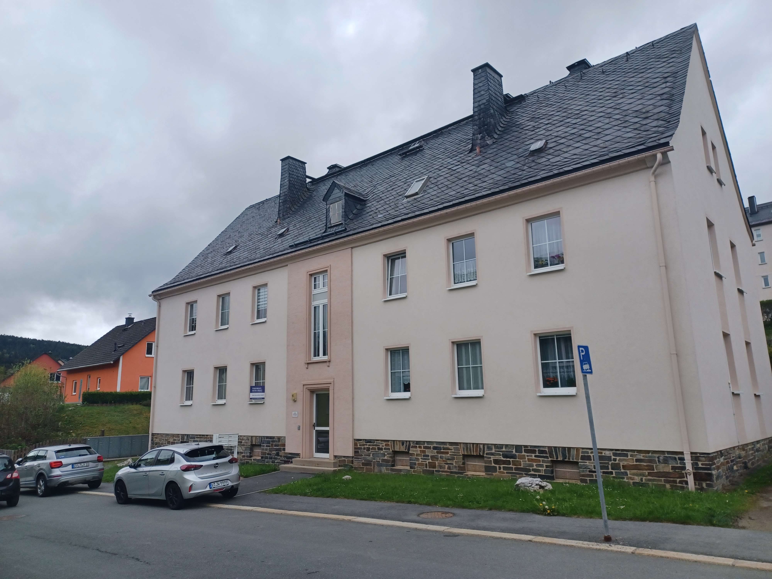 TOP-Sanierte 3-Raum-Wohnung im Erdgeschoss in guter Lage sucht neue Mieter! Jetzt besichtigen! in Klingenthal