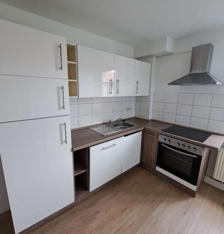 Schnell zugreifen* Schöne helle 2 RaumWE mit Einbauküche sucht Sie! in Glauchau