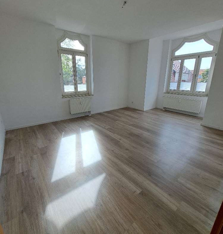 Schnell zugreifen* Schöne helle 2 RaumWE mit Badewanne in Glauchau