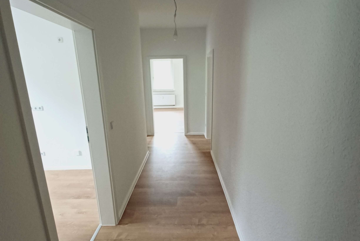 TOP-Sanierte 3-Raum-Wohnung im Erdgeschoss in guter Lage sucht neue Mieter! Jetzt besichtigen! in Klingenthal