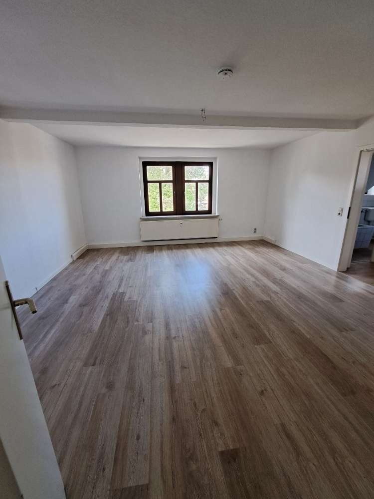 Schnell zugreifen* Schöne helle 2 RaumWE mit Einbauküche sucht Sie! in Glauchau