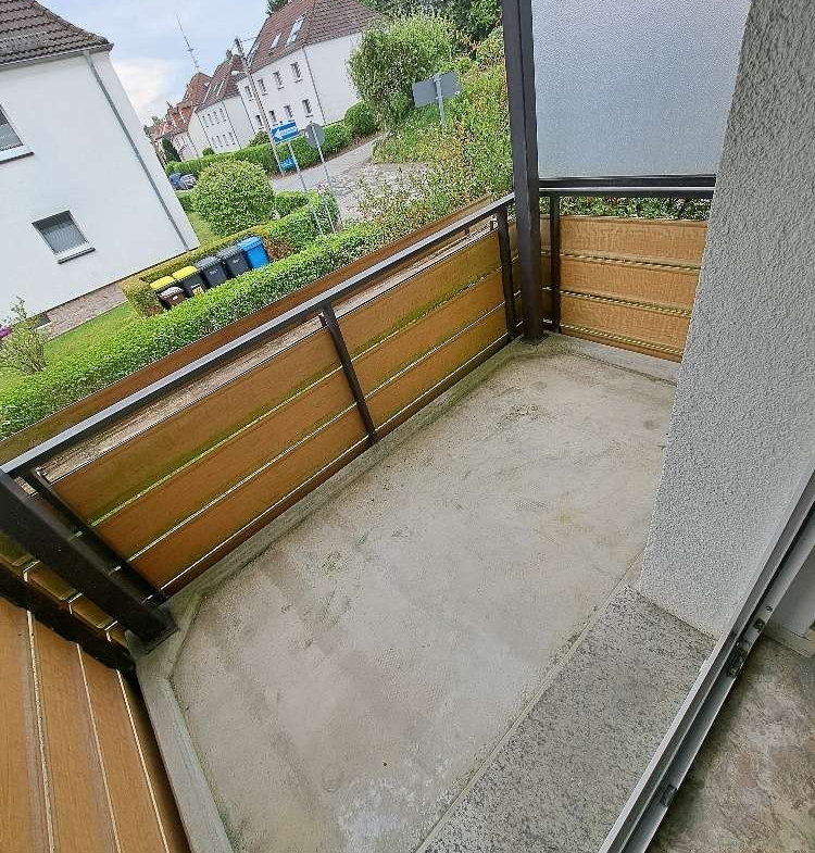 Schnell zugreifen* Schöne helle 3 RaumWE mit Balkon sucht Sie! in Wilkau-Haßlau
