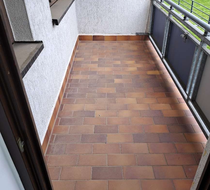 1 RaumWE mit Balkon & Dusche sucht Sie!