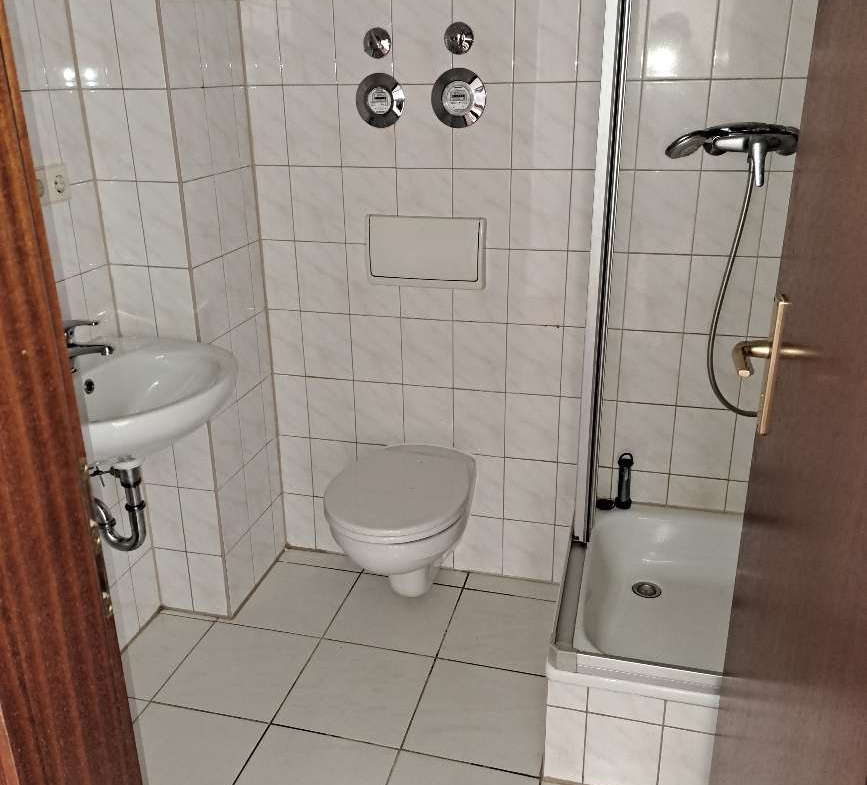 1 RaumWE mit Balkon & Dusche sucht Sie!
