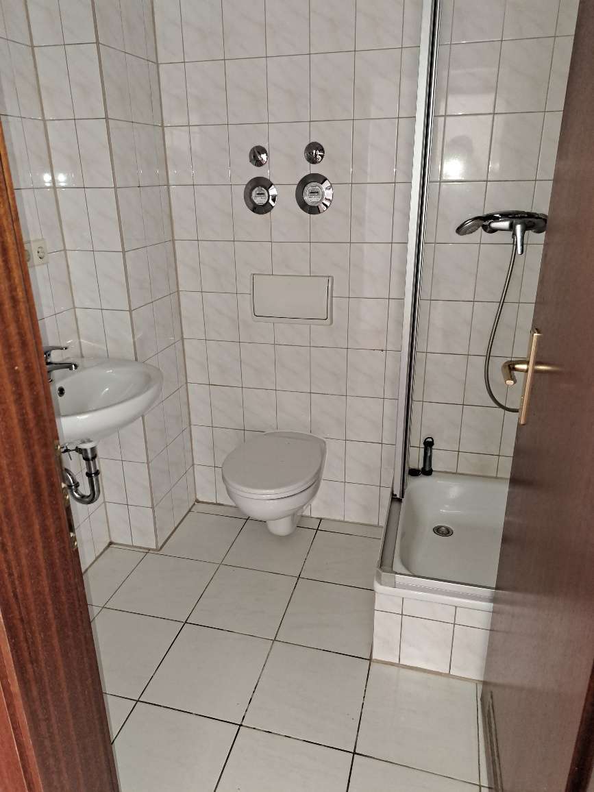 1 RaumWE mit Balkon & Dusche sucht Sie!