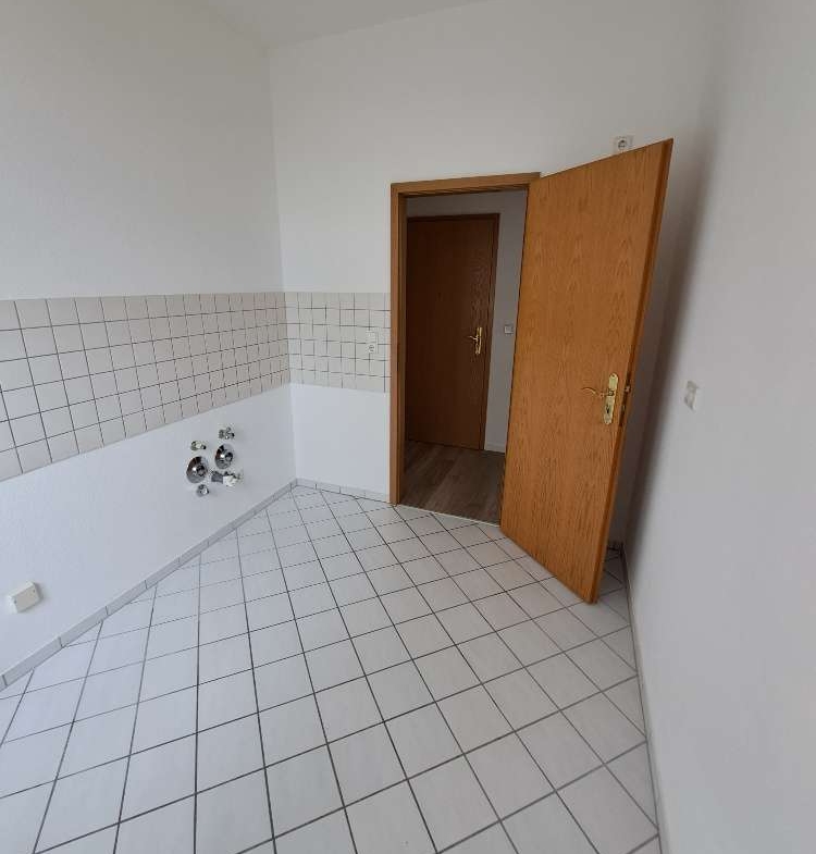 Schnell zugreifen* Schöne helle 2 RaumWE mit Badewanne in Glauchau