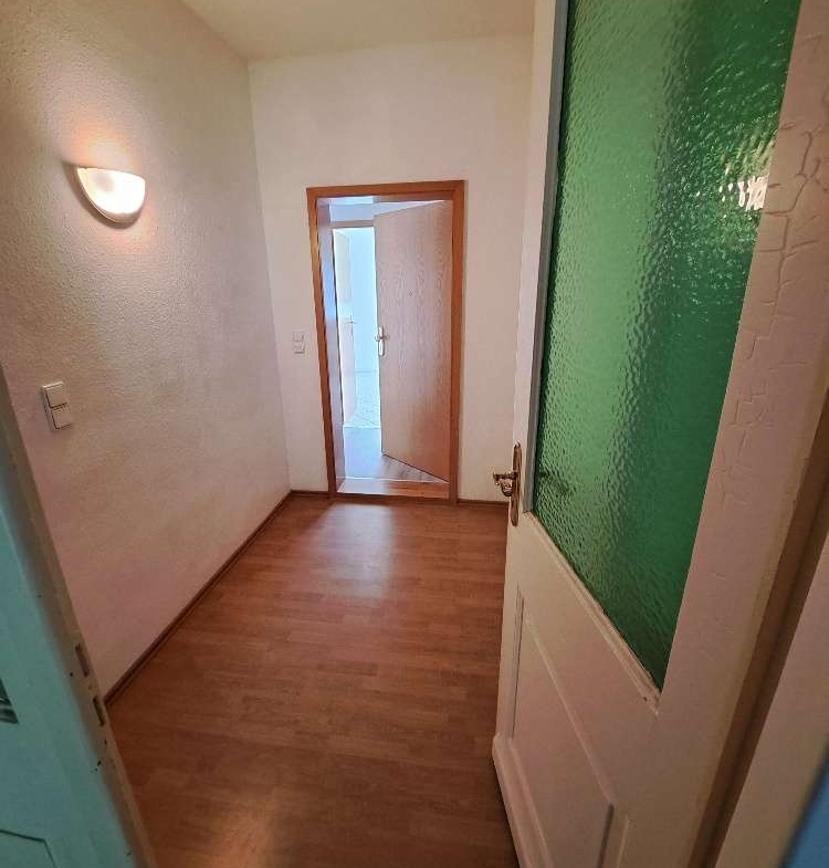 Schnell zugreifen* Schöne helle 2 RaumWE mit Badewanne in Glauchau