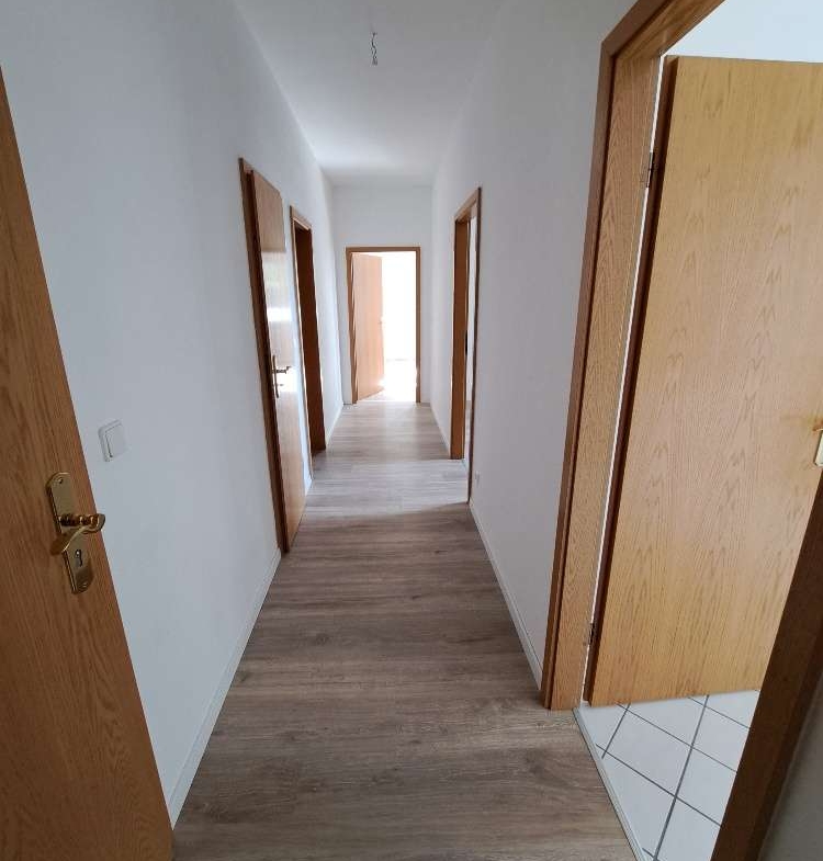 Schnell zugreifen* Schöne helle 2 RaumWE mit Badewanne in Glauchau