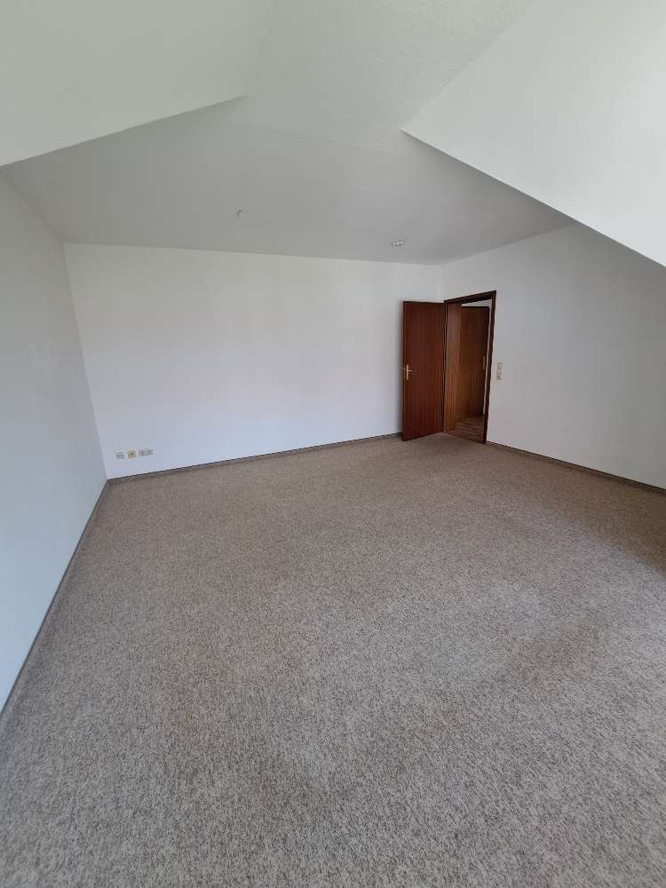 Schöne helle 1-R Wohnung sucht Sie!