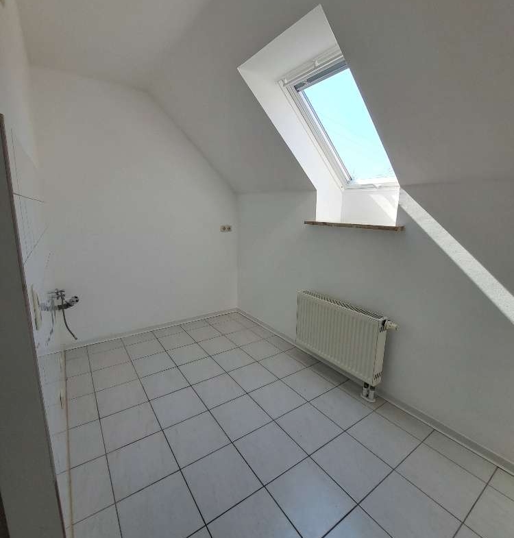 Schöne helle 1-R Wohnung sucht Sie!