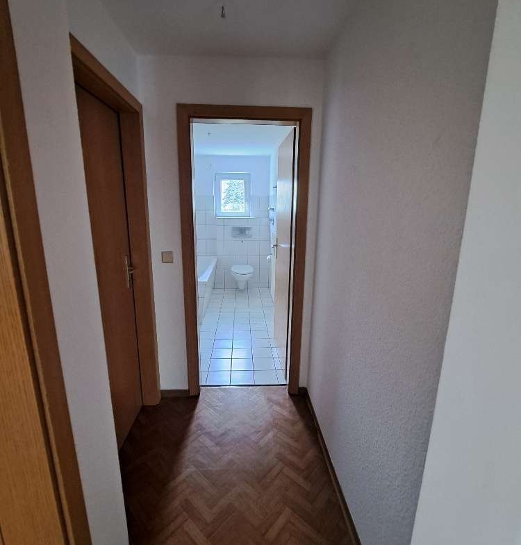 Schnell zugreifen* Schöne helle 4 RaumWE sucht Sie! in Zwickau