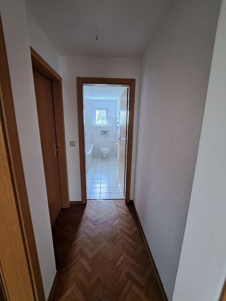 Schnell zugreifen* Schöne helle 4 RaumWE sucht Sie! in Zwickau