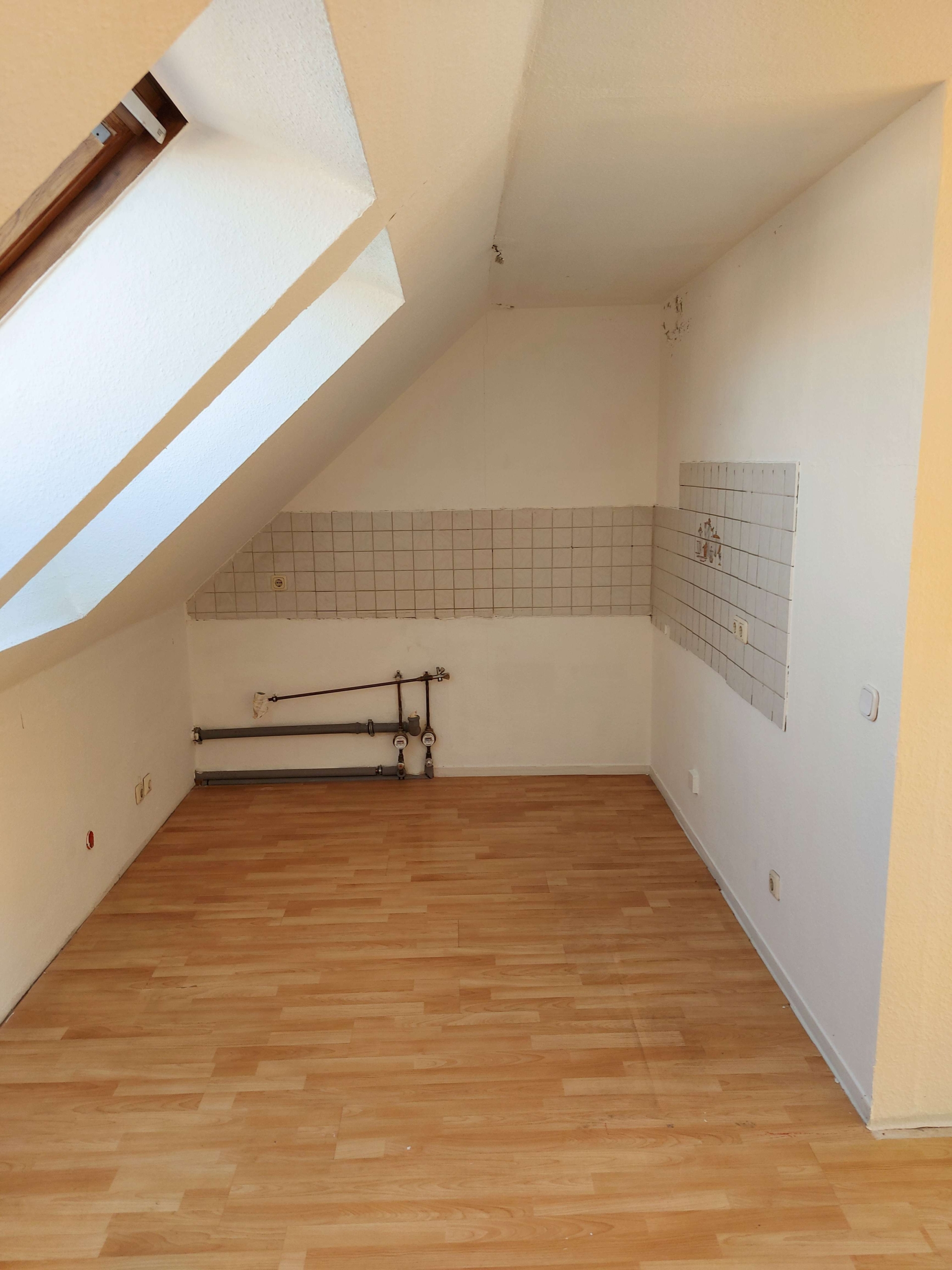 Schnell zugreifen* 3 Raum-WE mit Badewanne