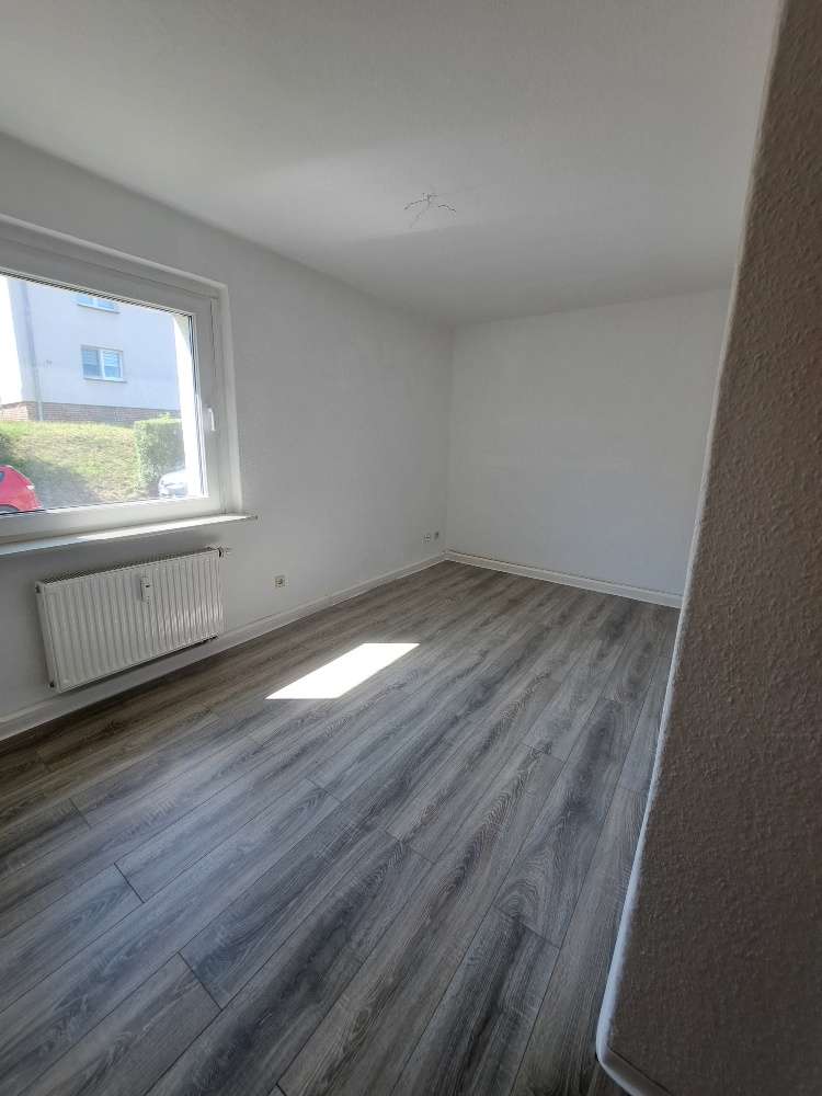 Schnell zugreifen* Gemütliche 2 RaumWE mit Balkon in Wilkau-Haßlau