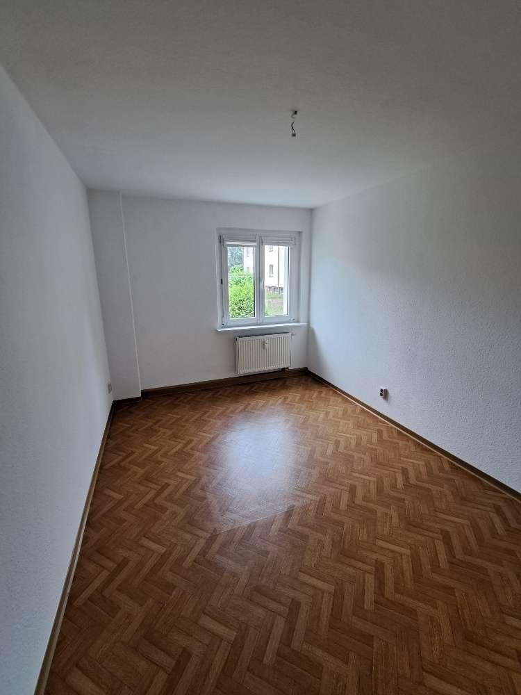 Schnell zugreifen* Schöne helle 4 RaumWE sucht Sie! in Zwickau
