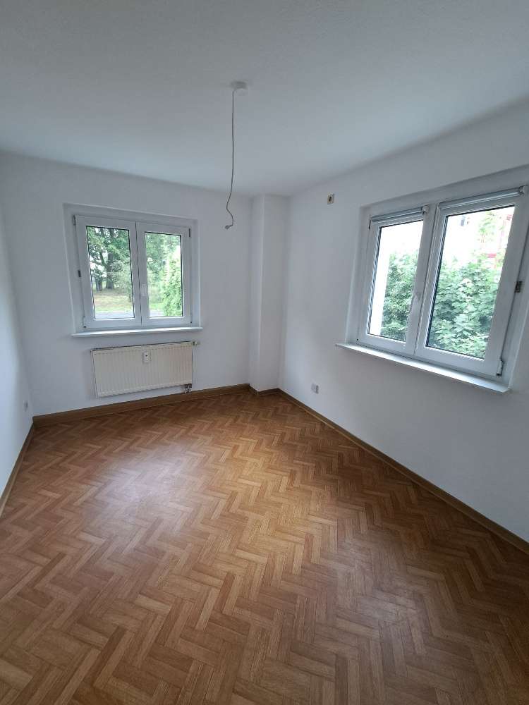 Schnell zugreifen* Schöne helle 4 RaumWE sucht Sie! in Zwickau
