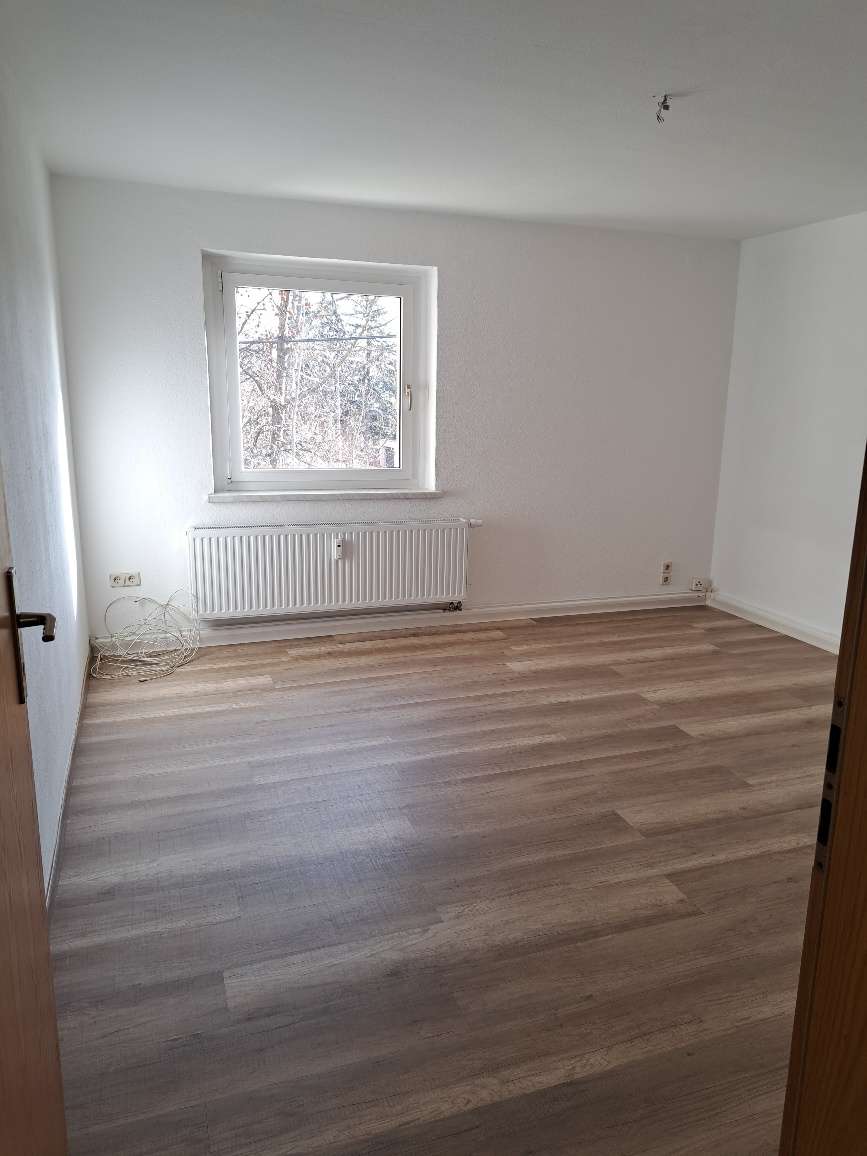 Schnell zugreifen* 3 RaumWE mit Badewanne sucht Sie! in Werdau