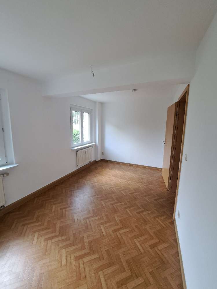 Schnell zugreifen* Schöne helle 4 RaumWE sucht Sie! in Zwickau