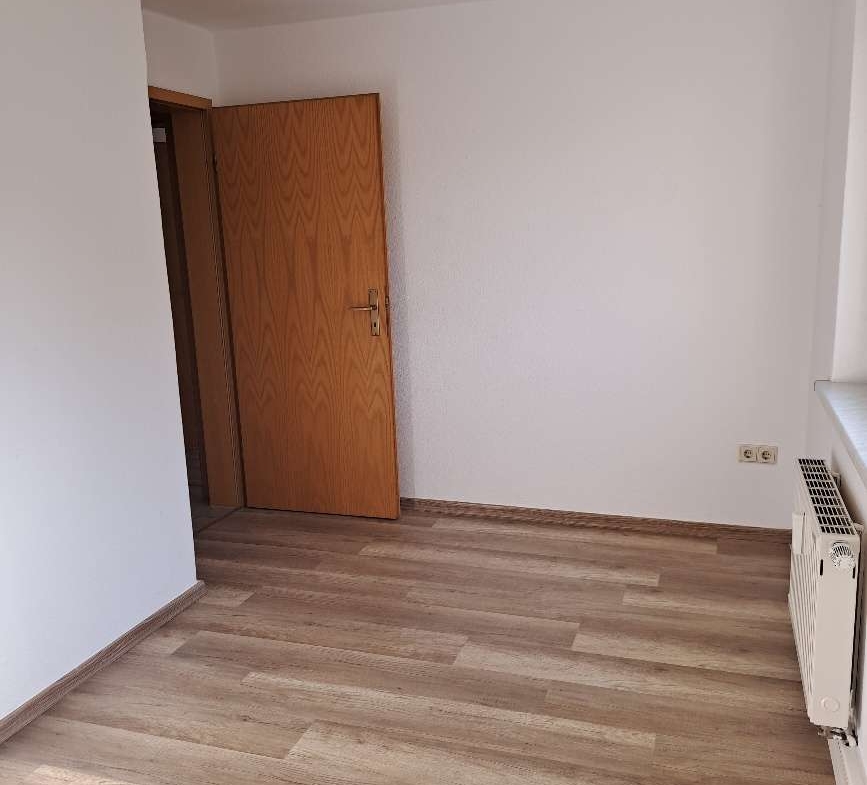Schnell zugreifen* 3 RaumWE mit Badewanne sucht Sie! in Werdau