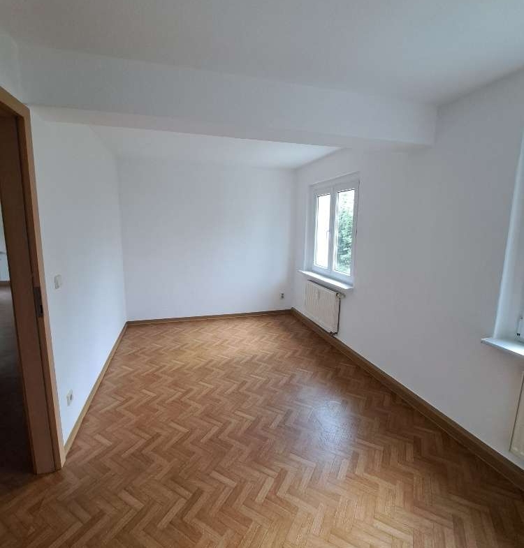 Schnell zugreifen* Schöne helle 4 RaumWE sucht Sie! in Zwickau