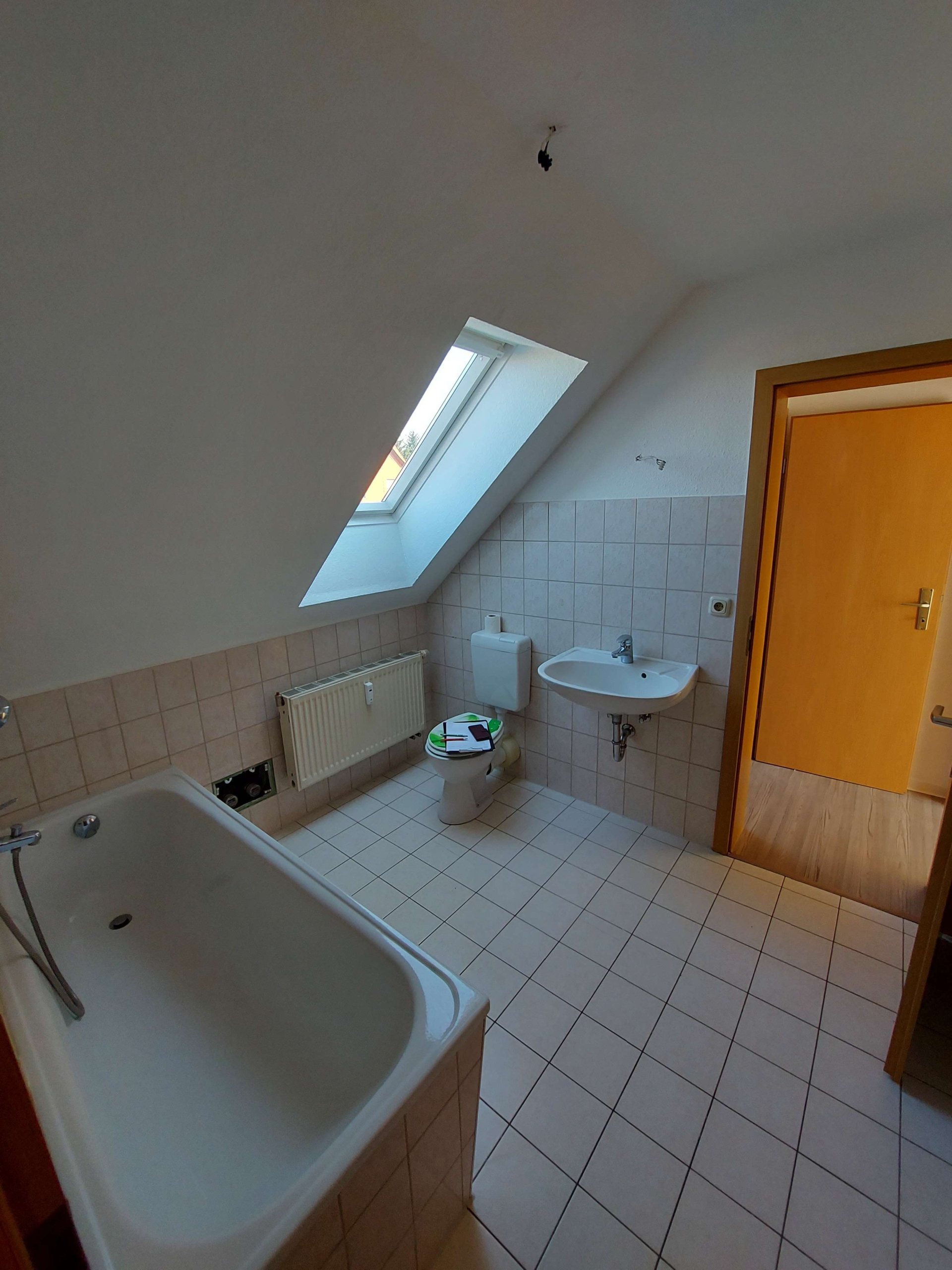 Schnell zugreifen* 3 Raum-WE mit Badewanne