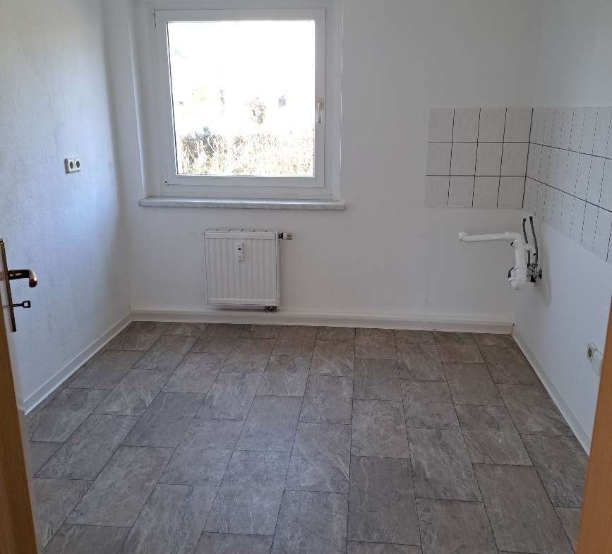 Schnell zugreifen* 3 RaumWE mit Badewanne sucht Sie! in Werdau