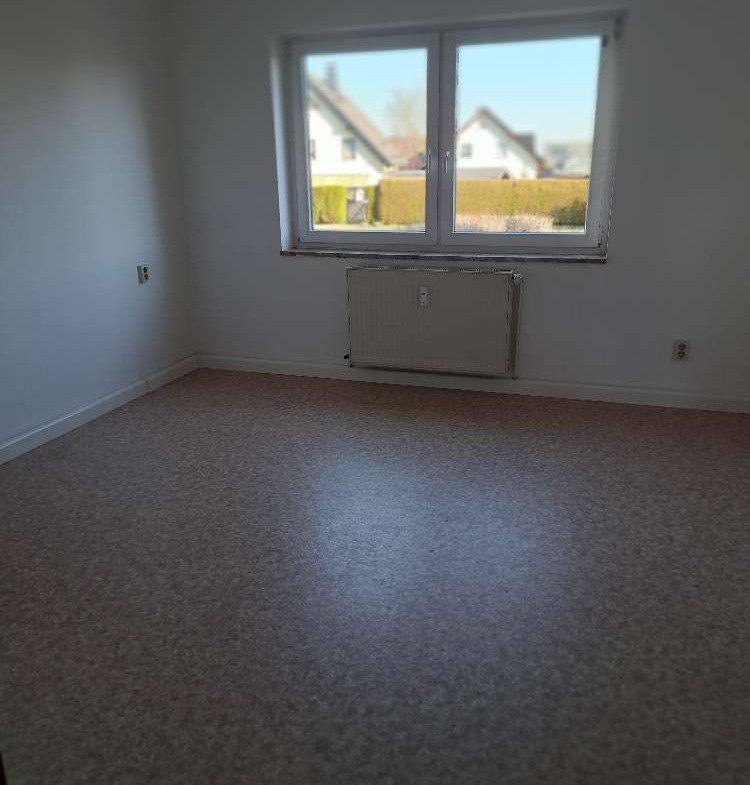 Schöne helle 2 RaumWE mit Balkon sucht Sie! in Hartmannsdorf