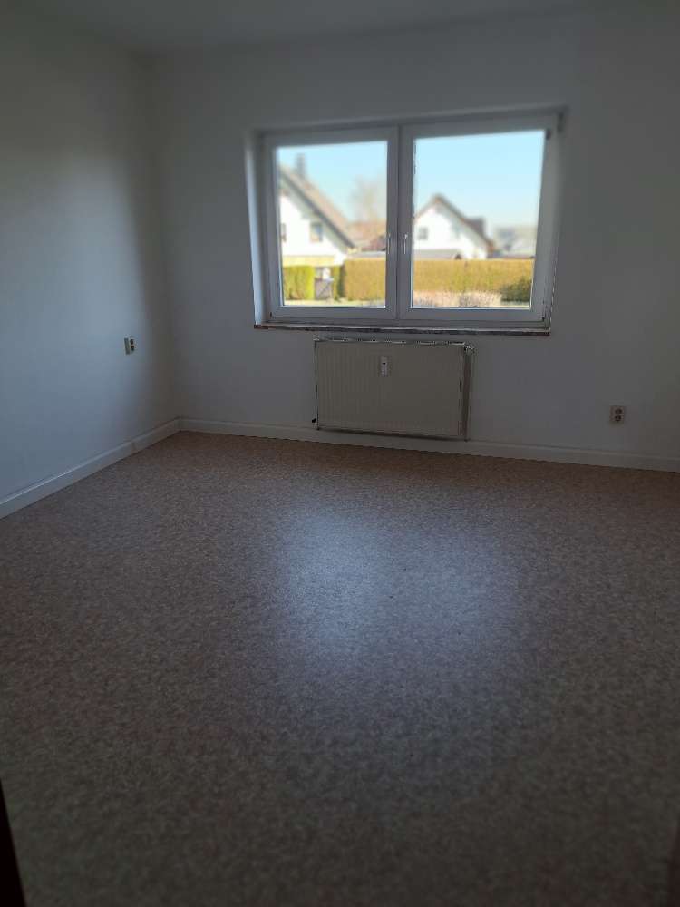 Schöne helle 2 RaumWE mit Balkon sucht Sie! in Hartmannsdorf