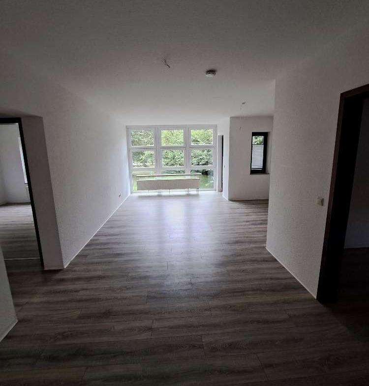 Schnell zugreifen* schöne 3 RaumWE mit Badewanne, Gäste-WC & Balkon