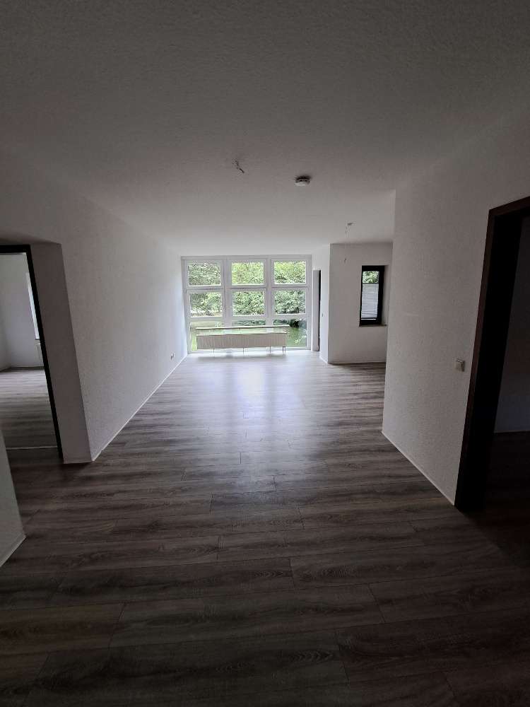 Schnell zugreifen* schöne 3 RaumWE mit Badewanne, Gäste-WC & Balkon