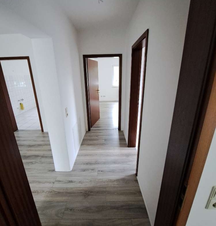 Schnell zugreifen* schöne 3 RaumWE mit Badewanne, Gäste-WC & Balkon