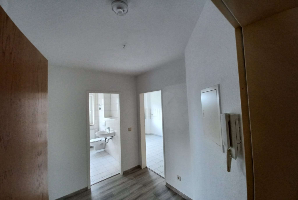 Tolle 1-Raum-Wohnung mit Balkon und Stellplatz sucht neuen Mieter! in Glauchau