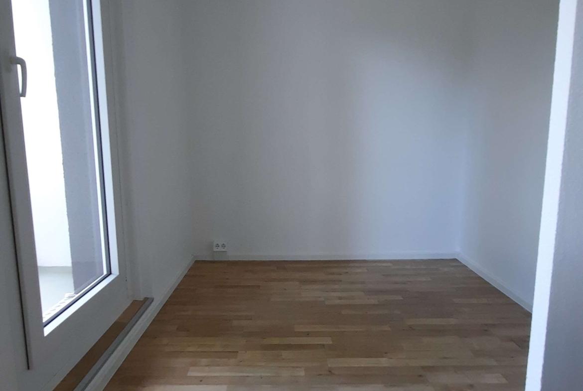 1 Monat kaltmietfrei* Schöne 1-RaumWE mit Badewanne und Balkon, EBK mgl in Chemnitz