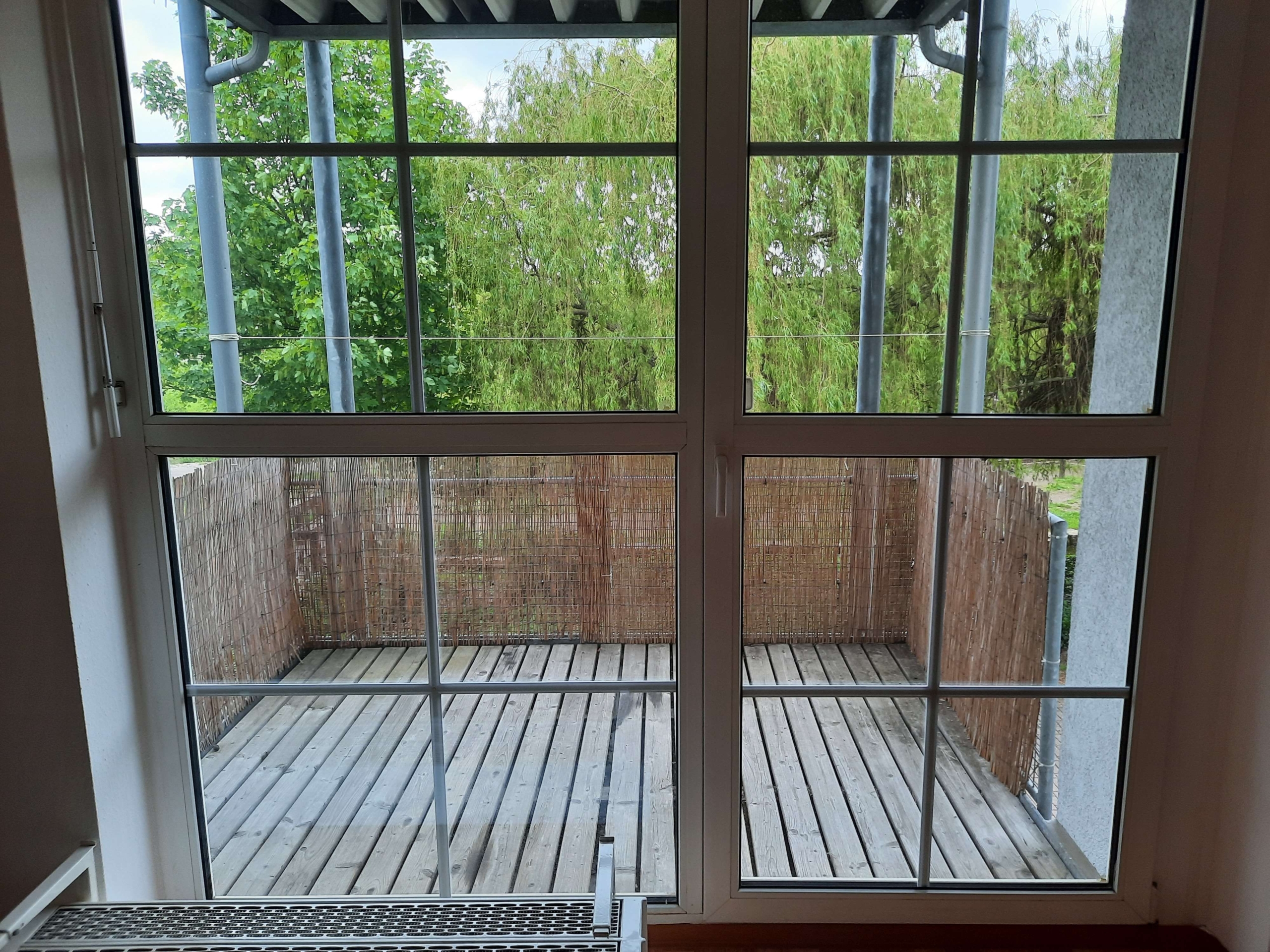 Einziehen und Wohlfühlen! Kleine 1-Raum-Wohnung hell und freundlich, mit Aufzug