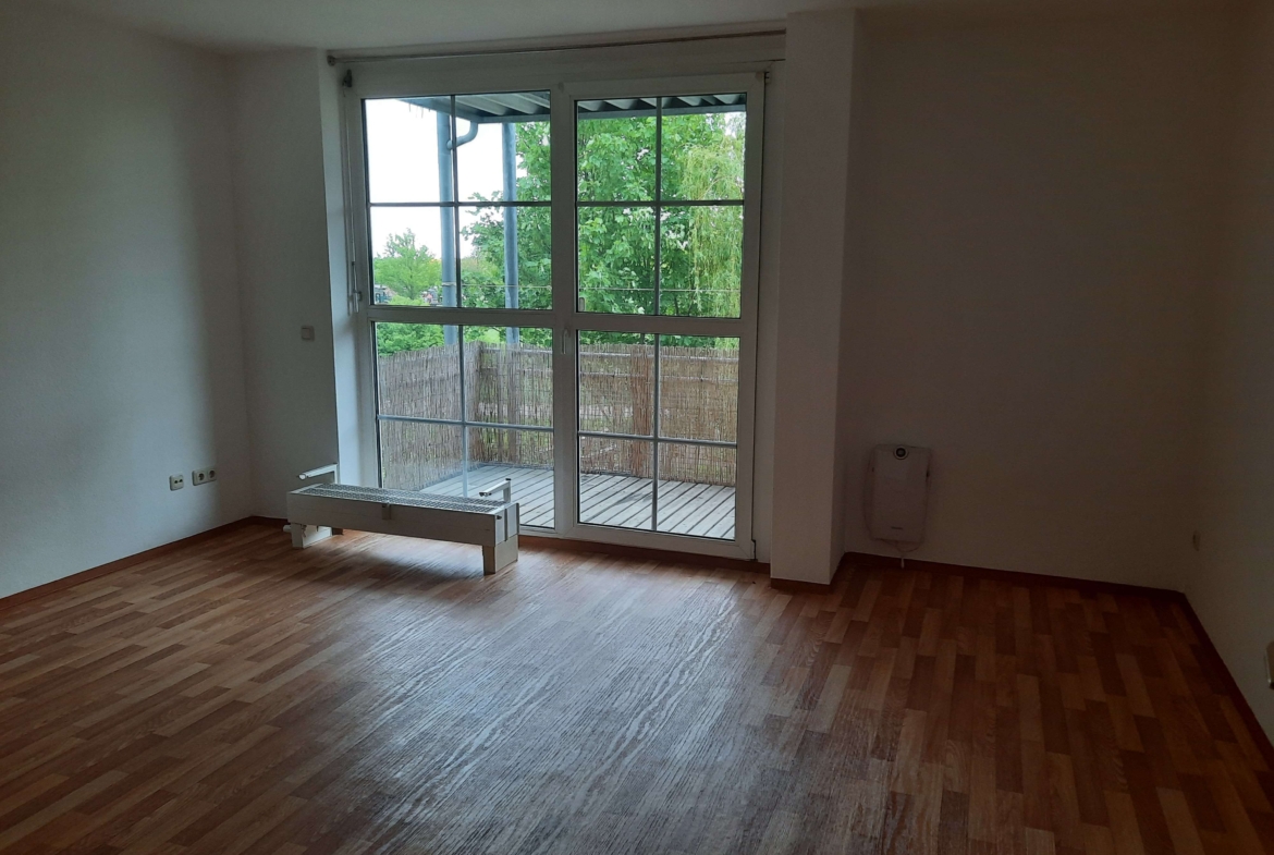 Einziehen und Wohlfühlen! Kleine 1-Raum-Wohnung hell und freundlich, mit Aufzug