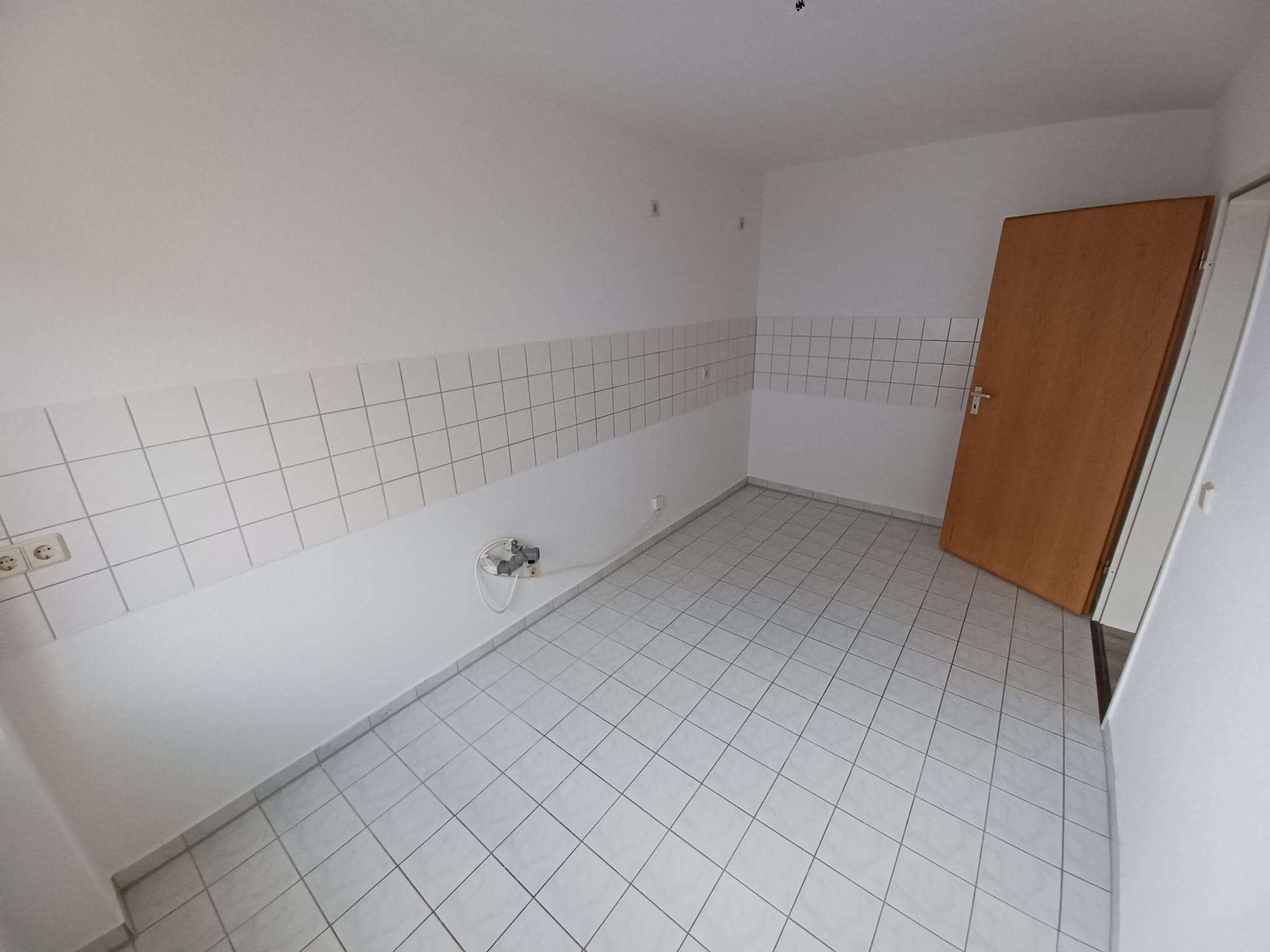 Tolle 1-Raum-Wohnung mit Balkon und Stellplatz sucht neuen Mieter! in Glauchau