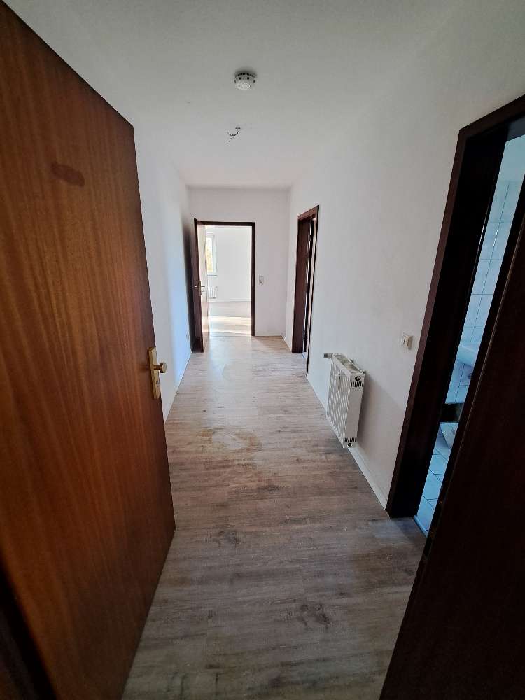 Schöne helle 2 RaumWE sucht Sie! in Hartmannsdorf