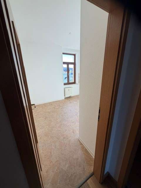 Schnell zugreifen* Schöne helle 2 RaumWE sucht Sie! in Meerane