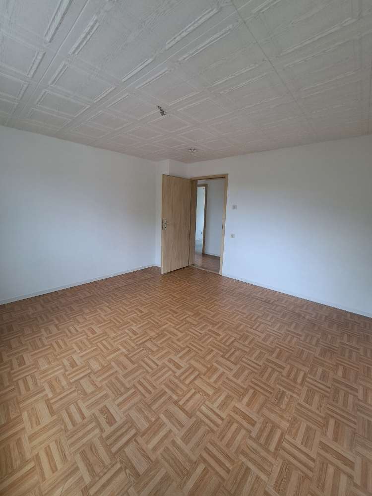 Schnell zugreifen* Schöne helle 2 RaumWE sucht Sie! in Zwickau