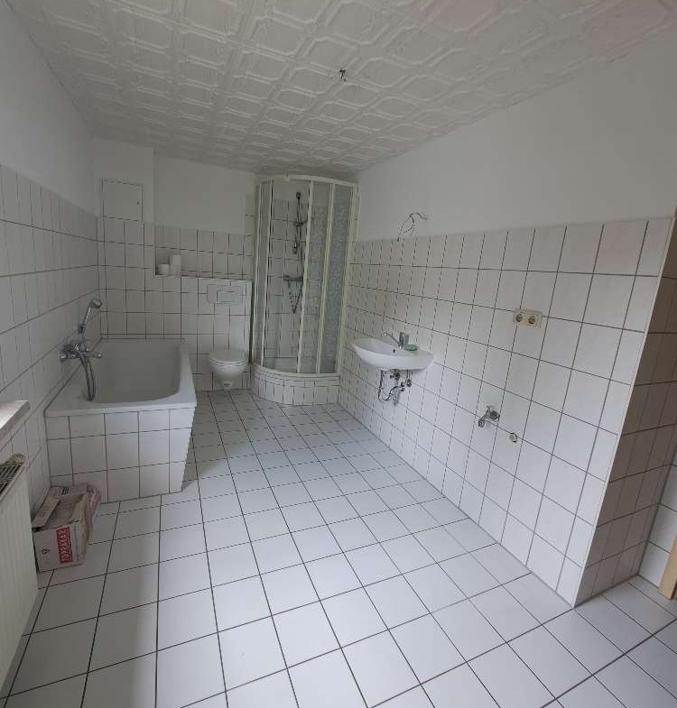 Schnell zugreifen* Schöne helle 2 RaumWE sucht Sie! in Zwickau